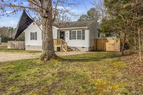 14500 Arwood Rd, Disputanta, VA 23842