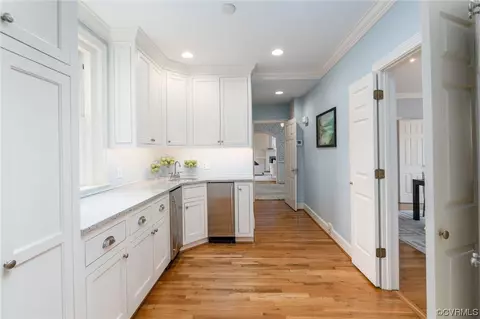Kitchen - 314 Summit Ln, Richmond, VA 23221 photo 5 of 5