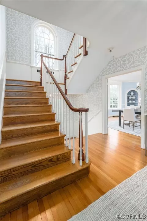 Entry Way - 314 Summit Ln, Richmond, VA 23221 photo 1 of 4