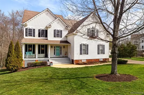4401 Cove Neck Ct, Moseley, VA 23120