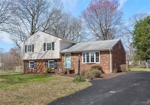 8414 Chadwell Dr, North Chesterfield, VA 23236