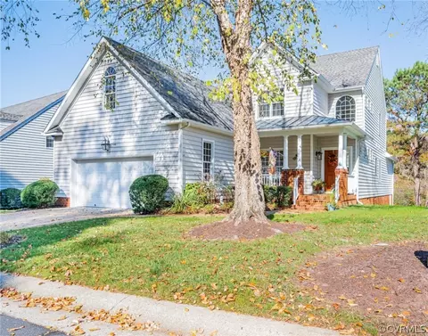 9418 Charter Lake Dr, Mechanicsville, VA 23116