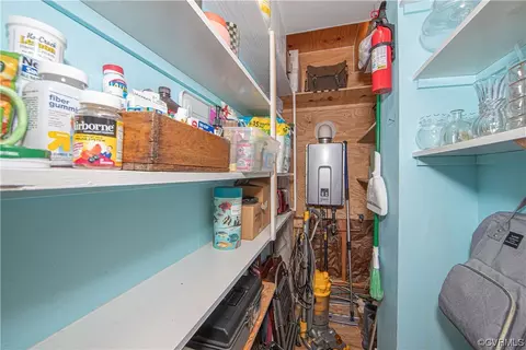Kitchen - 402 Lancey Dr, Midlothian, VA 23114 photo 7 of 7