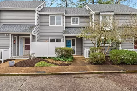 1307 Sycamore Square Dr, Midlothian, VA 23113