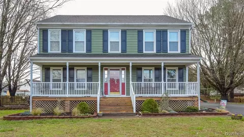 8181 Elvira Ct, Mechanicsville, VA 23111