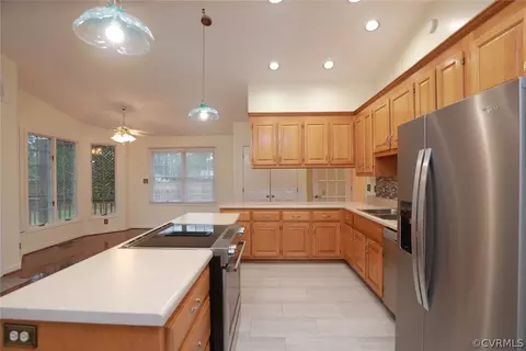 Kitchen - 2106 Mount Blanco Rd, Chester, VA 23836 photo 6 of 6