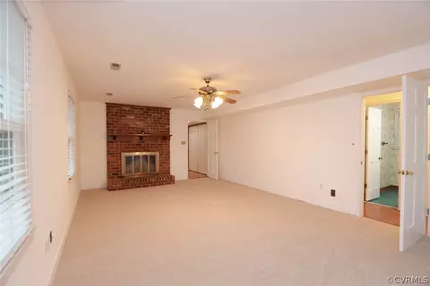 Living - 2106 Mount Blanco Rd, Chester, VA 23836 photo 4 of 5
