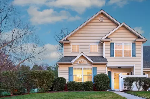 4678 Twin Hickory Lake Dr, Glen Allen, VA 23059