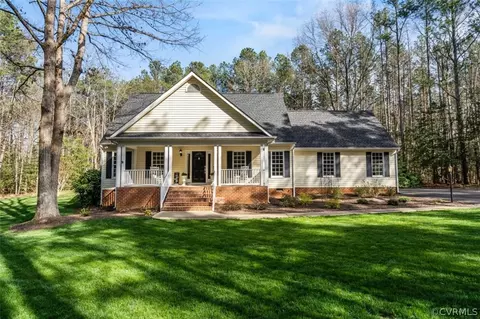 12082 Windswept Ct, Rockville, VA 23146