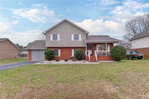 4009 Jamestown Dr, Hopewell, VA 23860