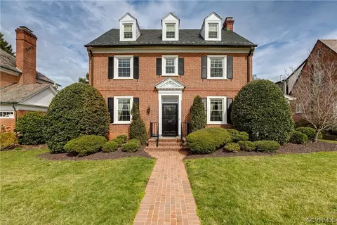4222 Kingcrest Pkwy, Richmond, VA 23221