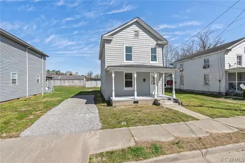126 Carroll St, Emporia, VA 23847
