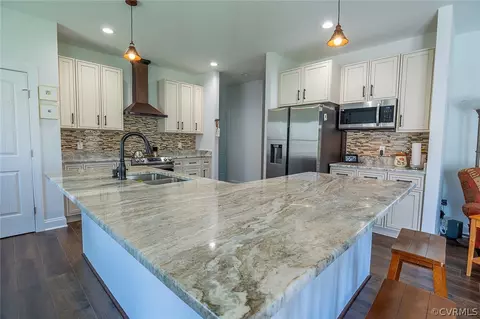 148 Summer Ln, Louisa, VA 23093