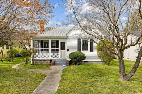3510 E River Rd, Ettrick, VA 23803