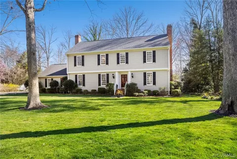 221 Harwick Dr, North Chesterfield, VA 23236