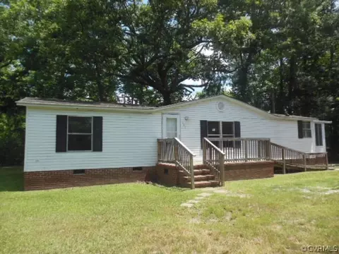 507 Gowin St, Emporia, VA 23847