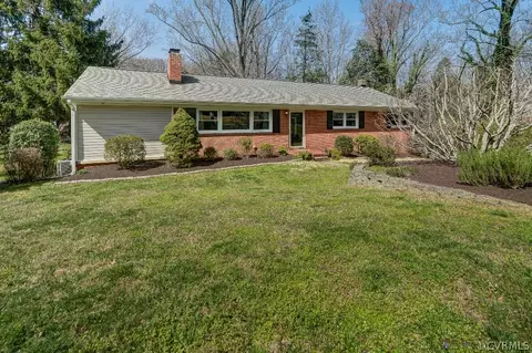 2712 Wyndham Dr, North Chesterfield, VA 23235
