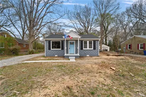21713 Beverley St, South Chesterfield, VA 23803