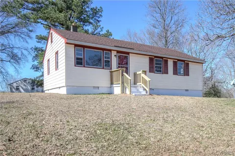 15712 Allen Dr, Dinwiddie, VA 23841