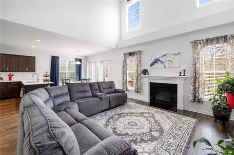 8942 Lavenham Loop, Midlothian, VA 23112 photo 11