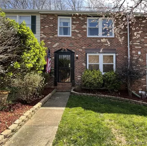 709 Sturgis Dr, North Chesterfield, VA 23236