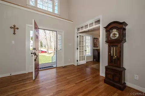 2011 Corner Rock Rd, Midlothian, VA 23113 photo 2