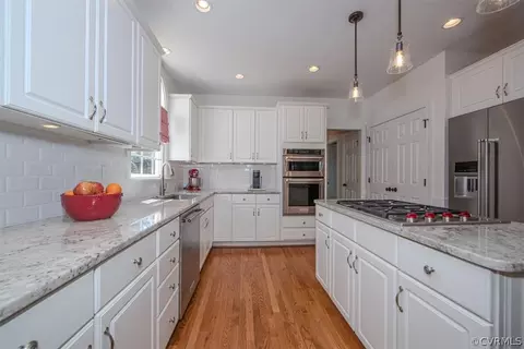 2011 Corner Rock Rd, Midlothian, VA 23113 photo 7