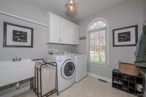 2011 Corner Rock Rd, Midlothian, VA 23113 photo 14