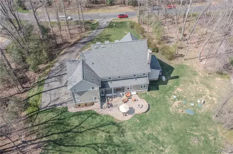 Exterior - 3731 Stanford Ct, Midlothian, VA 23113 photo 14 of 17