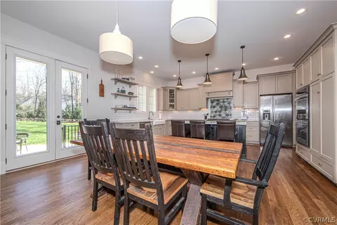 Dining - 3731 Stanford Ct, Midlothian, VA 23113 photo 3 of 3
