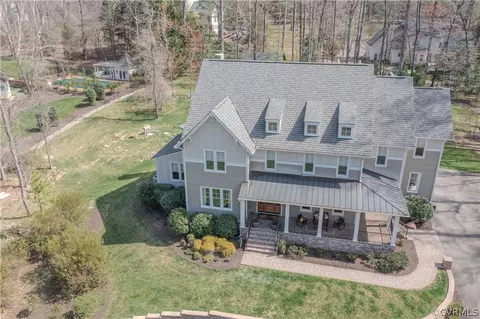 Exterior - 3731 Stanford Ct, Midlothian, VA 23113 photo 11 of 17