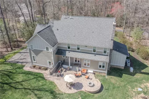 Exterior - 3731 Stanford Ct, Midlothian, VA 23113 photo 15 of 17