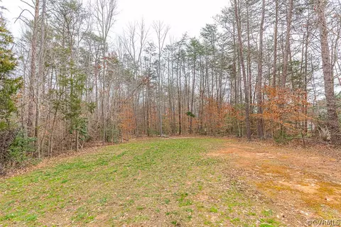 Exterior - 962 Buckner Rd, Bumpass, VA 23024 photo 6 of 8