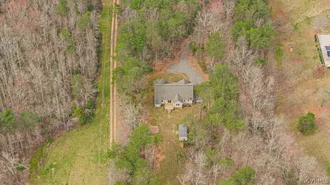 View/Area - 962 Buckner Rd, Bumpass, VA 23024 photo 3 of 5