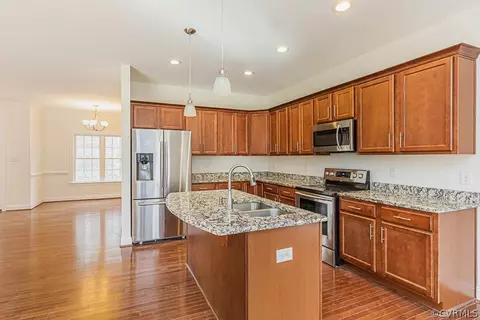 Kitchen - 962 Buckner Rd, Bumpass, VA 23024 photo 3 of 5