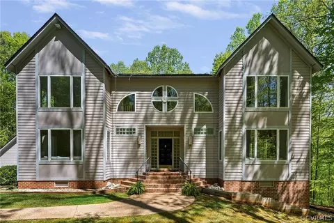 1926 Woodberry Mill Rd, Powhatan, VA 23139