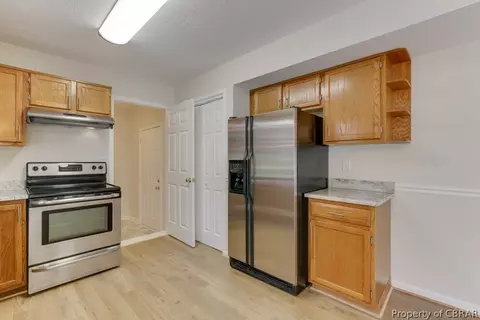 8295 Kitchener Dr, Gloucester, VA 23061 photo 16