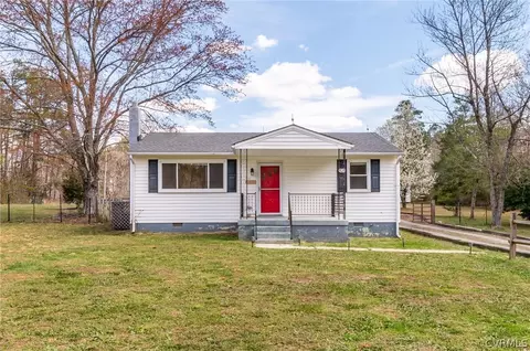 145 Whispering Pine Ln, Bumpass, VA 23024