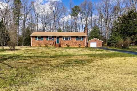 403 Bunker Ln, Sandston, VA 23150