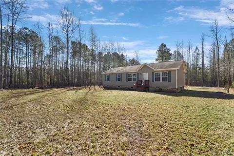 24378 Cabin Point Rd, Disputanta, VA 23842