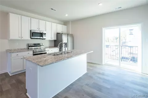 4022 Park Trail Dr #C-7, Henrico, VA 23223