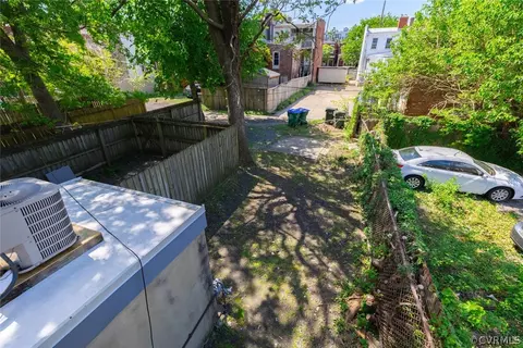Exterior - 111 Pulliam St, Richmond, VA 23220 photo 5 of 7