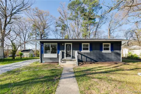 5947 La Mesa Dr, Richmond, VA 23225