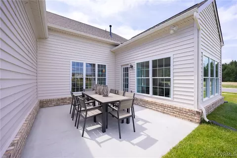 11438 Pine Willow Cir, Glen Allen, VA 23059 photo 9
