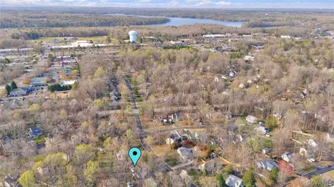 View/Area - 7108 Deer Thicket Dr, Midlothian, VA 23112 photo 3 of 4