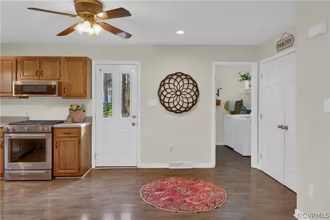 Kitchen - 7108 Deer Thicket Dr, Midlothian, VA 23112 photo 1 of 6