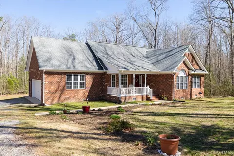 1581 Sweathouse Creek Rd, Amelia Court House, VA 23002