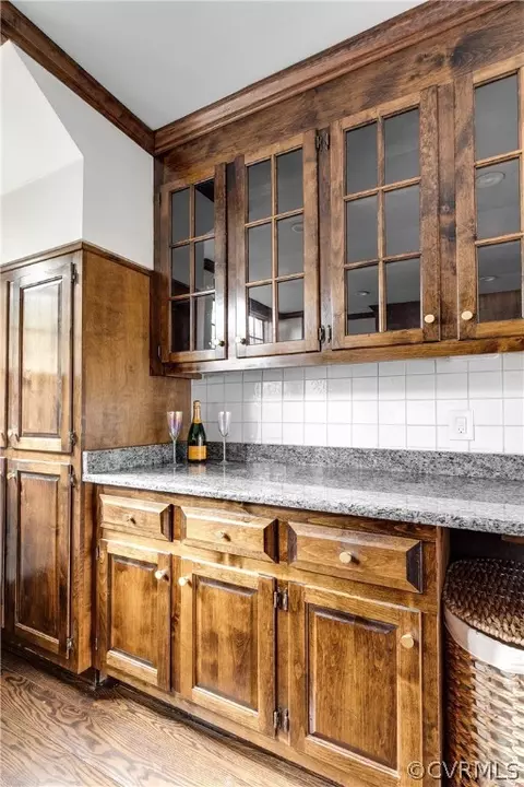 Kitchen - 4300 Stuart Ave, Richmond, VA 23221 photo 3 of 4