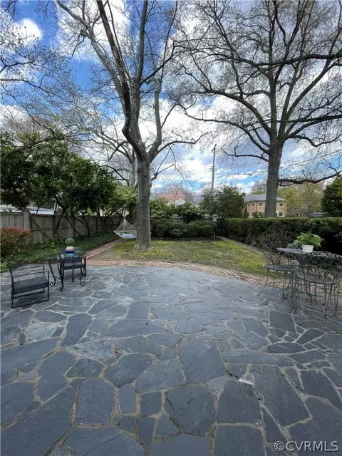 Exterior - 4300 Stuart Ave, Richmond, VA 23221 photo 9 of 9