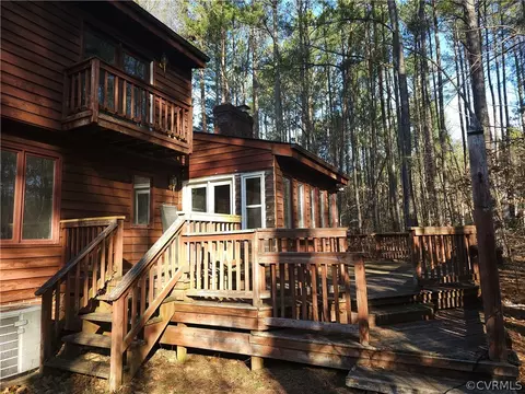 1029 Orchid Rd, Mineral, VA 23117